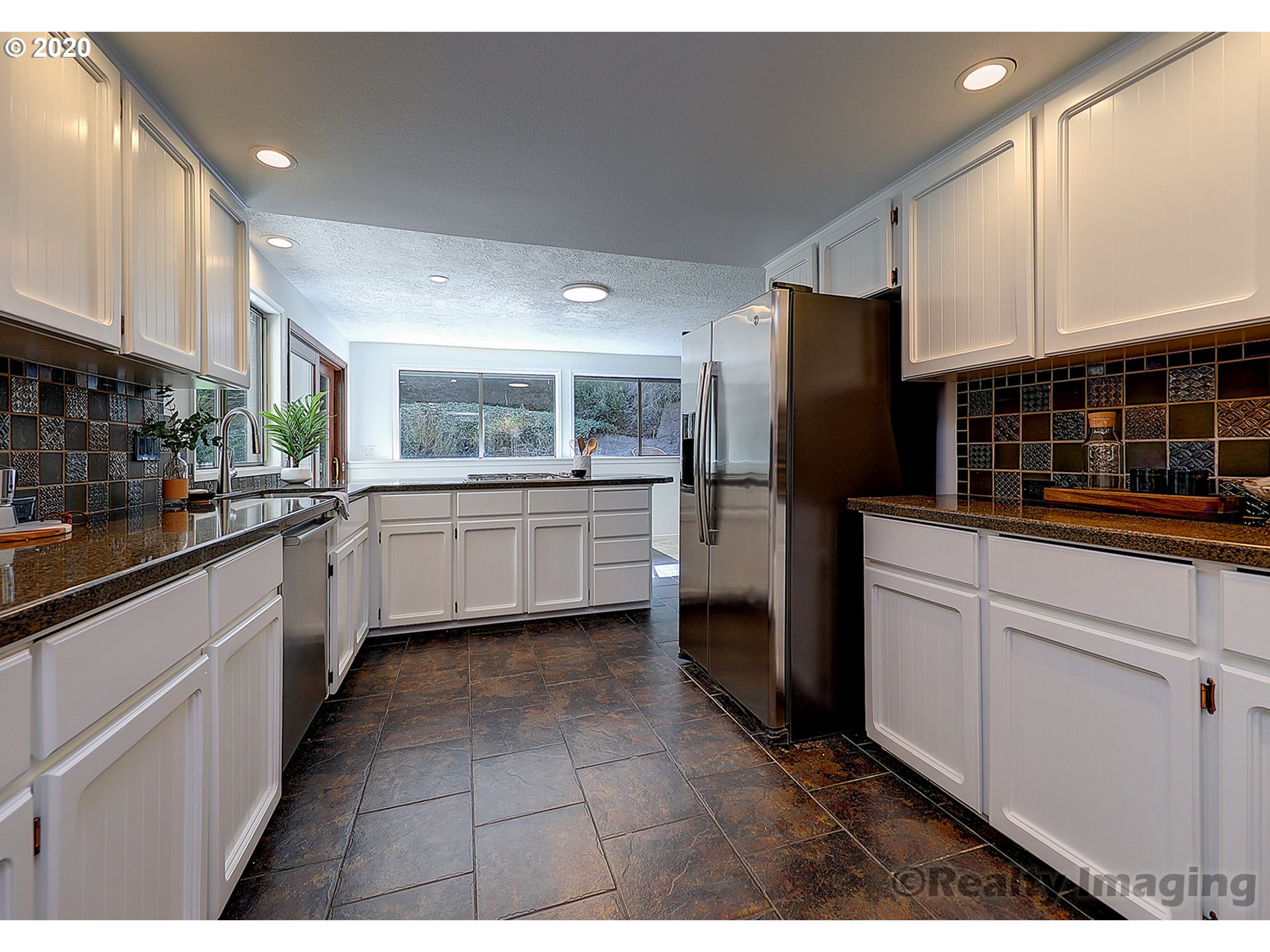 5002 Southwest Humphrey Park Road Portland, OR 97221 - Photo 10 of 32 Gallery Image 10