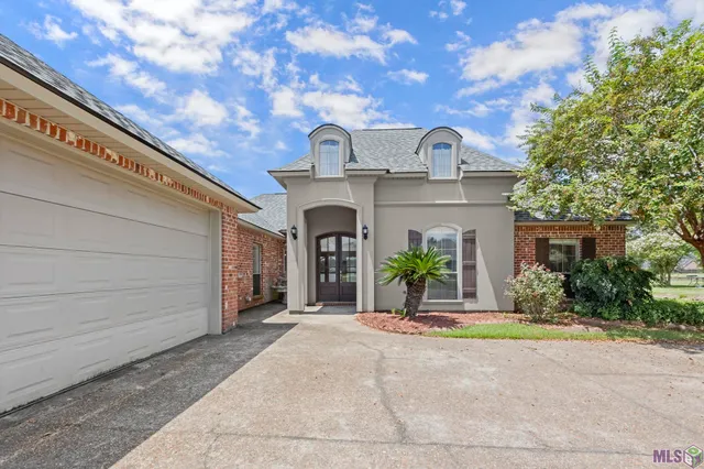 $350,000 | 32819 Fox Run Drive, Walker, LA 70785