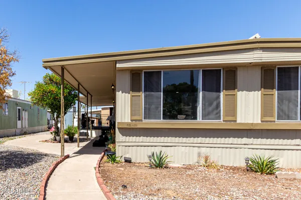 a house view with a outdoor space