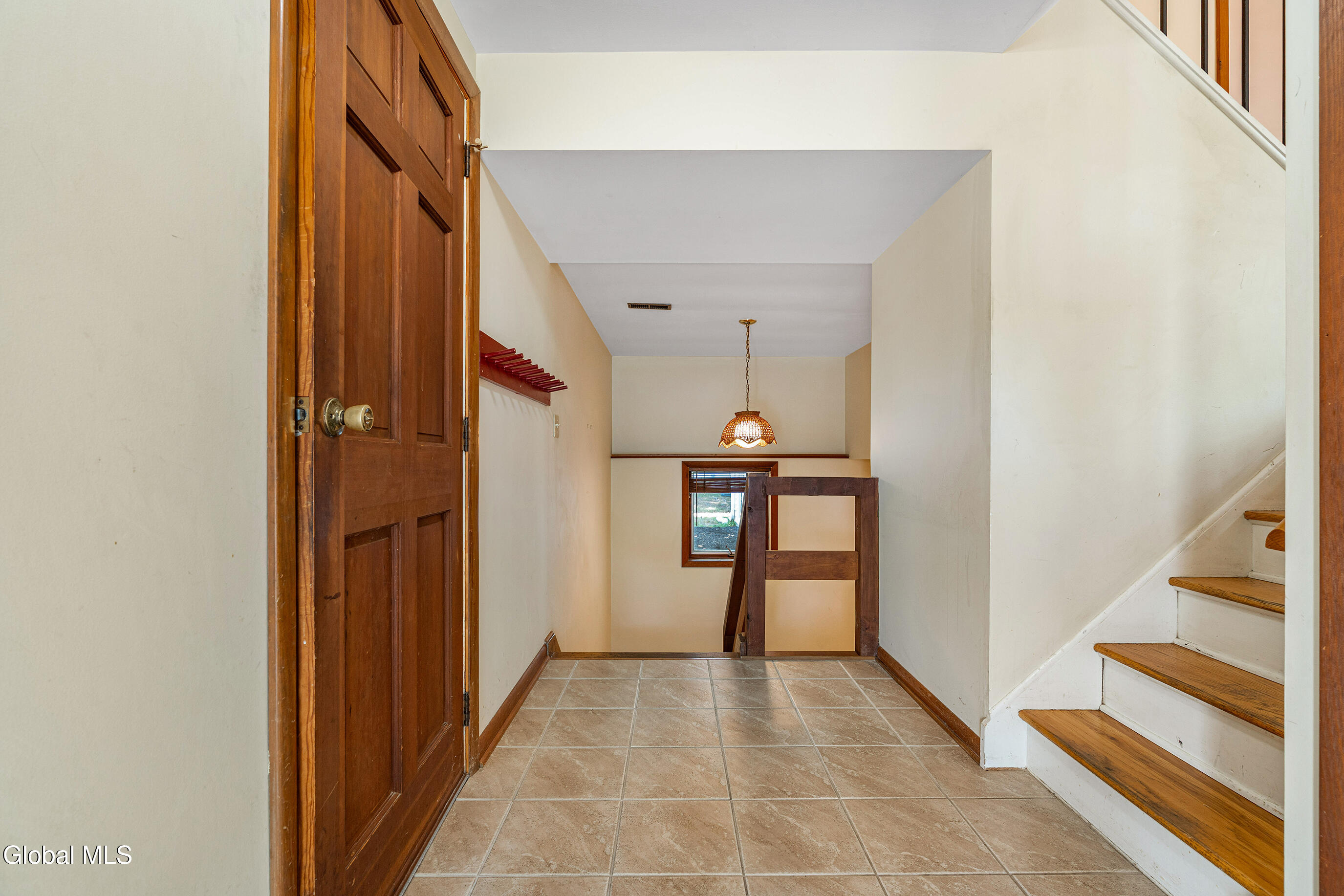 228 Murray Avenue Bethlehem, NY 12054 - Photo 24 of 42 013-228-Murray-Ave