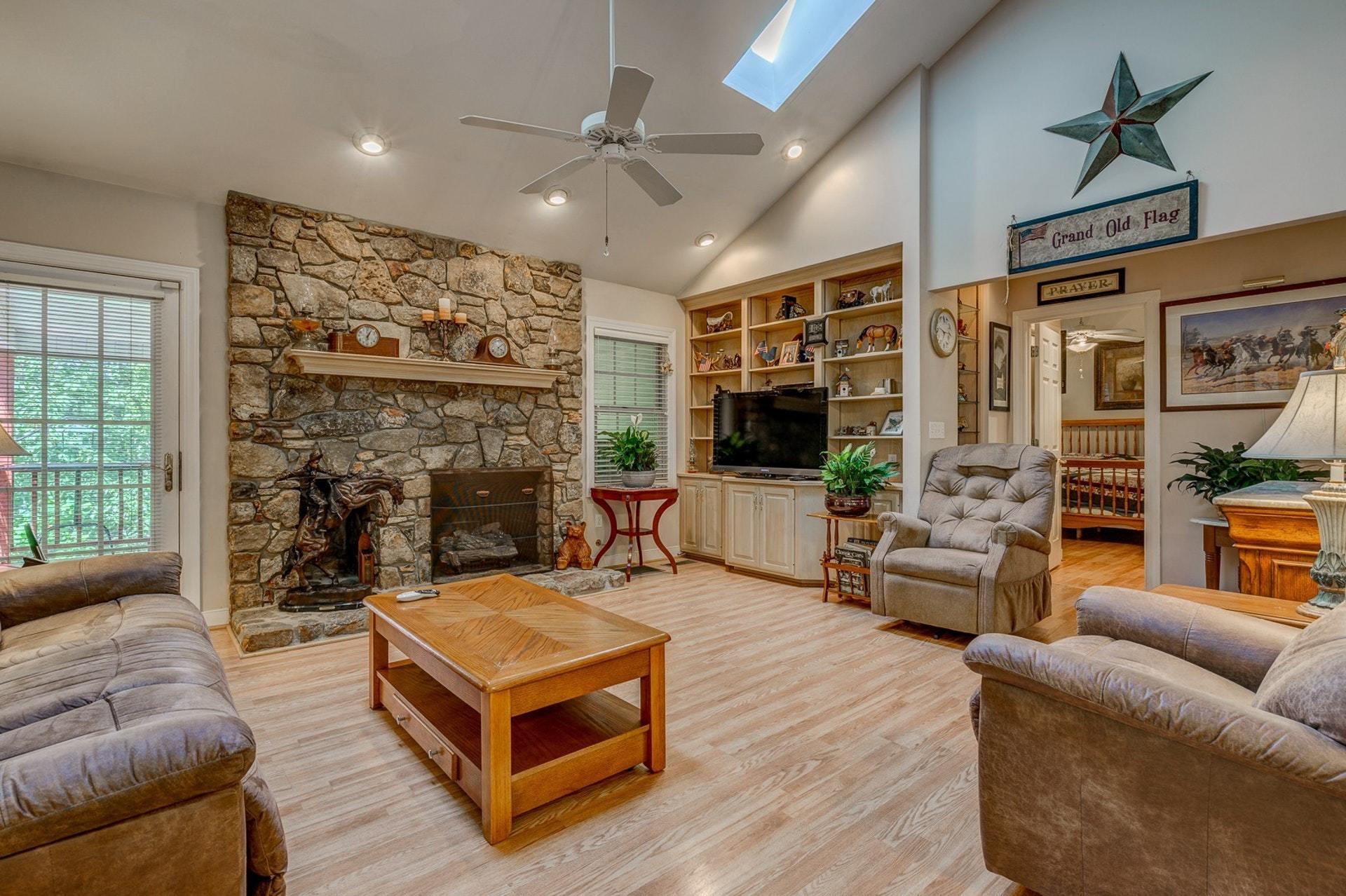 1846 Angle Plantation Road Rocky Mount, VA 24151 - Photo 3 of 68 7 Family Room