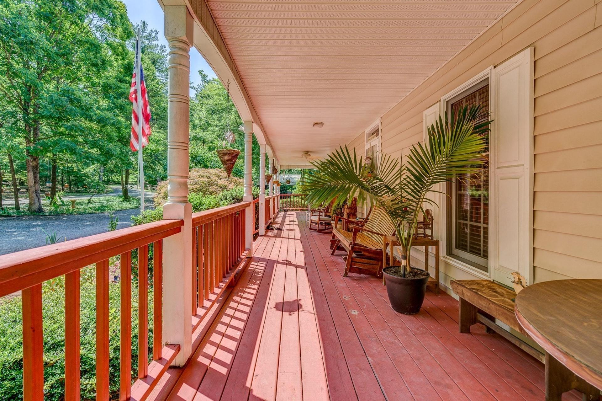 1846 Angle Plantation Road Rocky Mount, VA 24151 - Photo 22 of 68 25a Front Porch