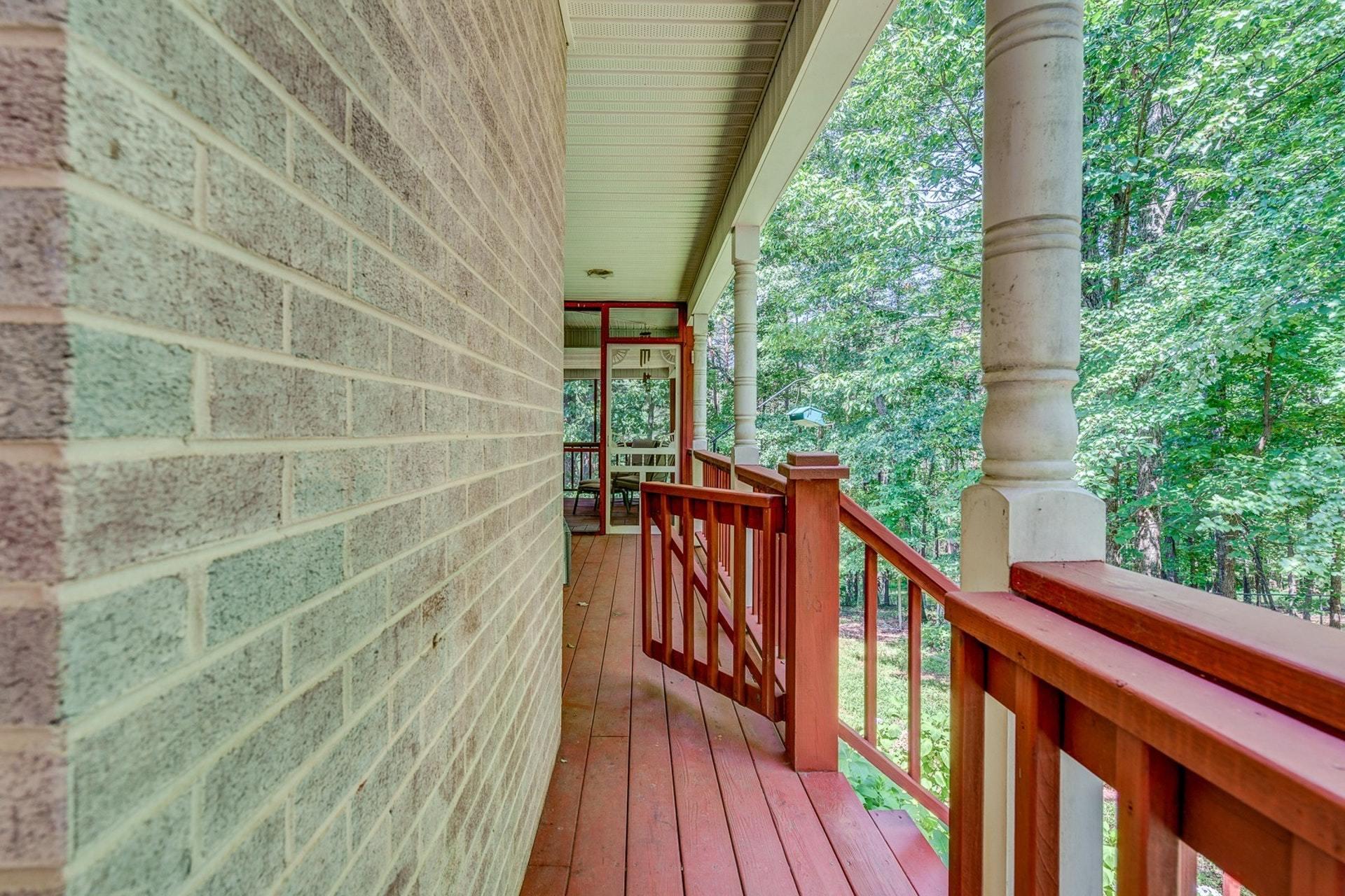 1846 Angle Plantation Road Rocky Mount, VA 24151 - Photo 33 of 68 34a Back Deck