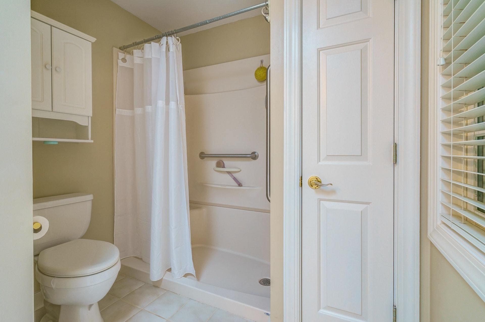 1846 Angle Plantation Road Rocky Mount, VA 24151 - Photo 8 of 68 13 Master Bathroom