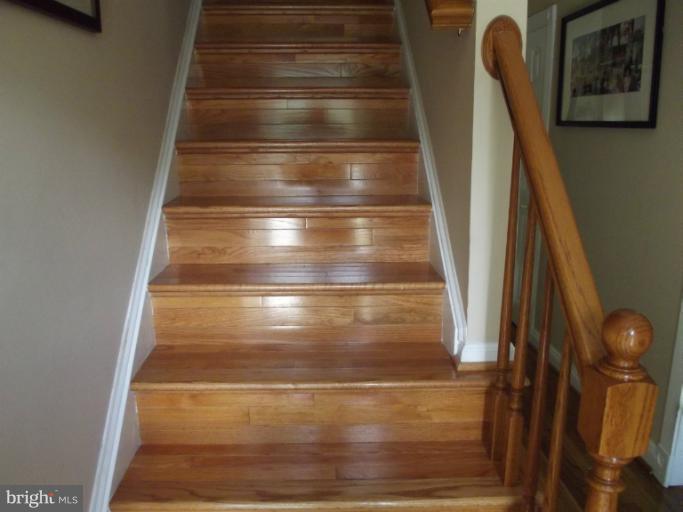5923 Bayshire Road, Unit 113 Springfield, VA 22152 - Photo 10 of 12 Stairs Up