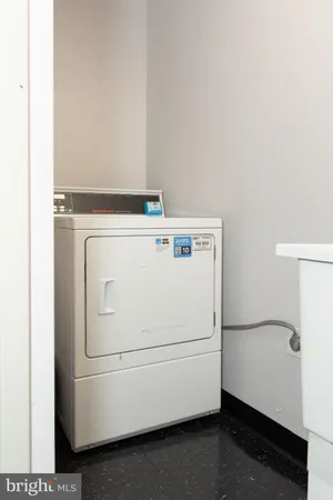 $1,800 | 1 East Chase Street, Unit 712, Baltimore, MD 21202