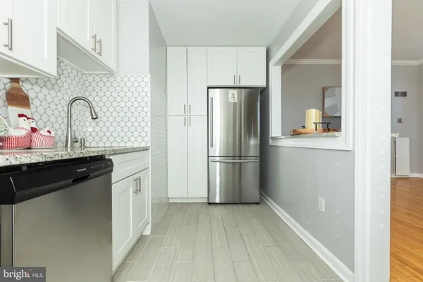 $1,800 | 1 East Chase Street, Unit 712, Baltimore, MD 21202