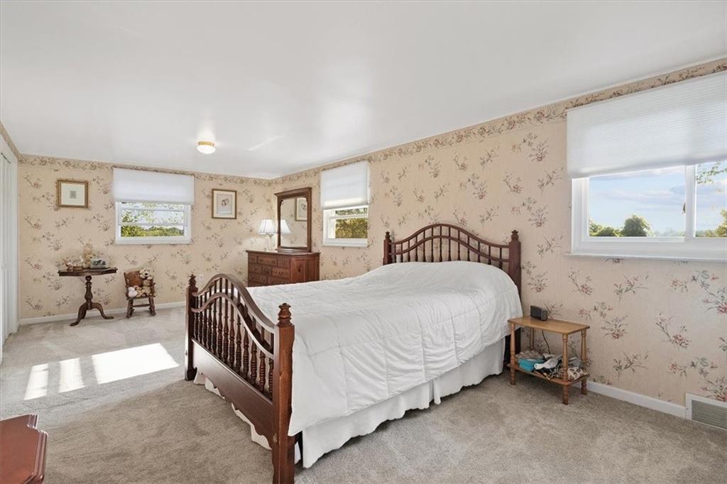 1162 Harmony Road Baden, PA 15005 - Photo 18 of 23