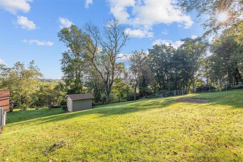 1162 Harmony Road Baden, PA 15005 - Photo 6 of 23