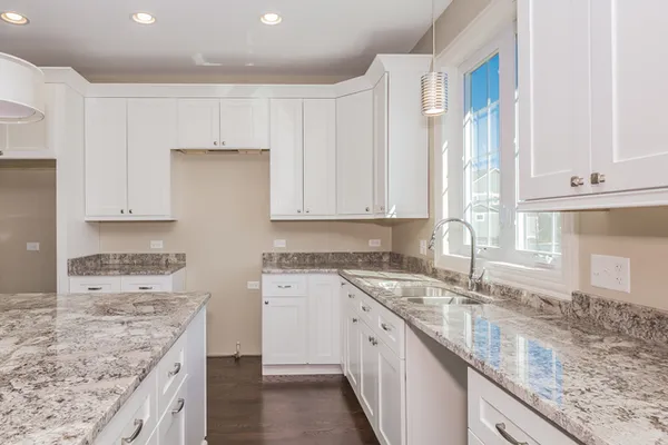 $716,925 | 6941 Cambria Cove, Lakewood, IL 60014