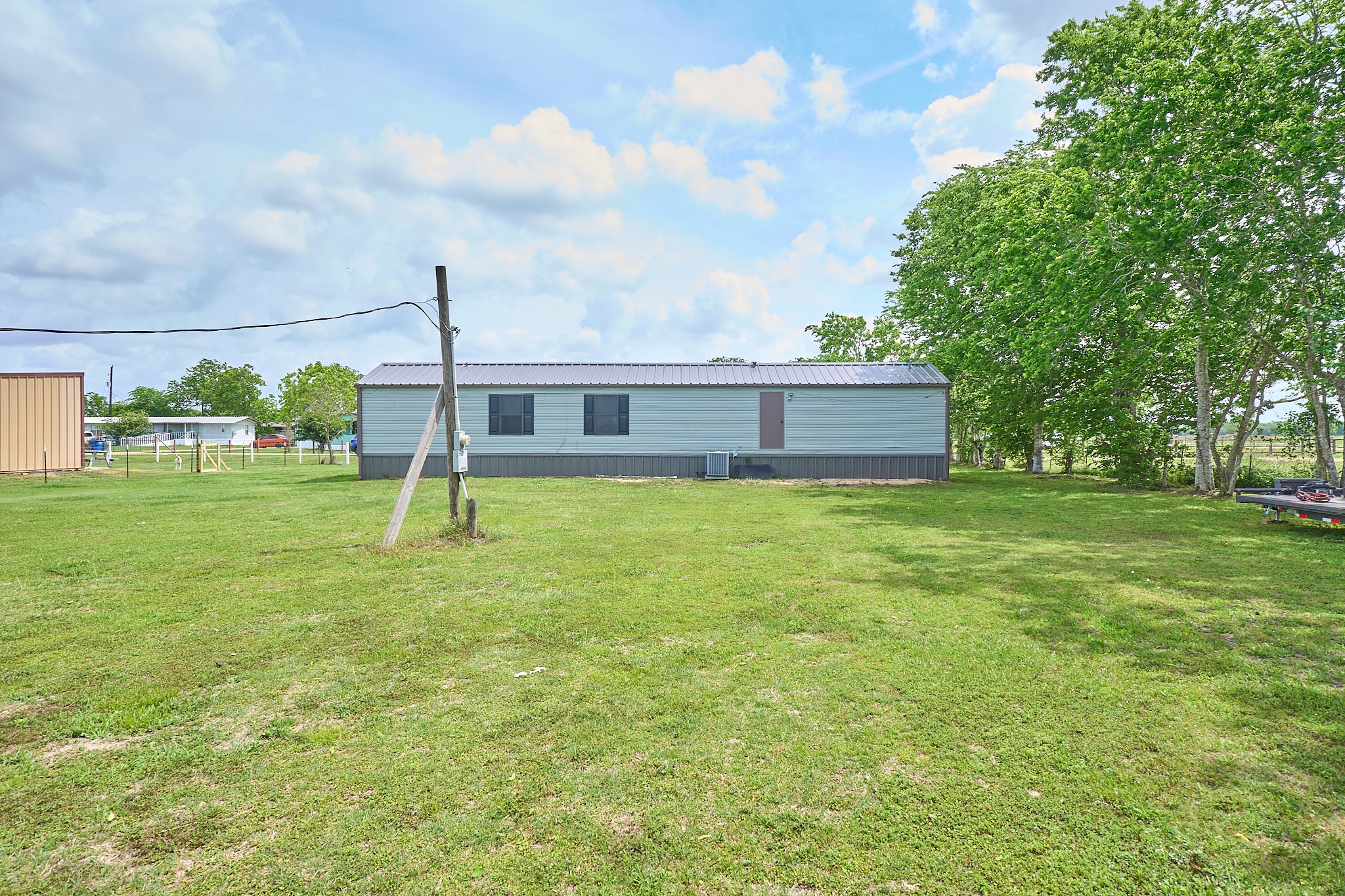 1003 Nunez Street Beasley, TX 77417 - Photo 19 of 22 Large backyard