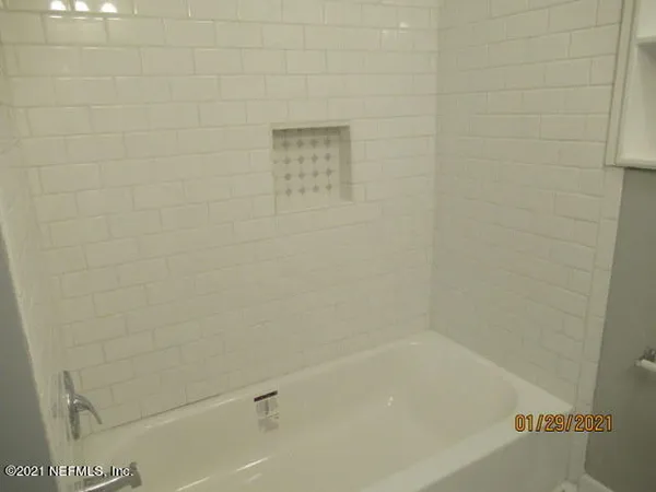 $1,650 | 6123 Autlan Drive, Jacksonville, FL 32210