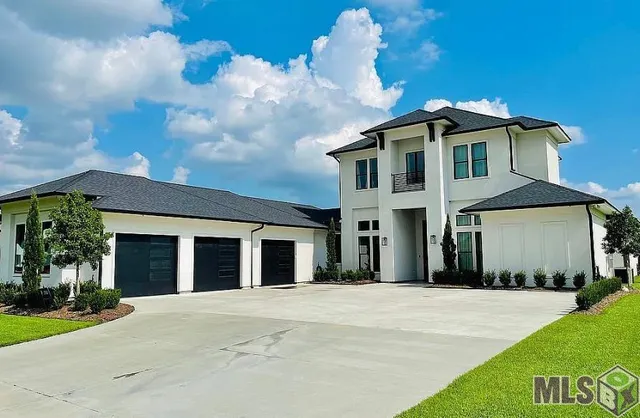 $1,495,000 | 107 Kingfisher Drive, Lafayette, LA 70508