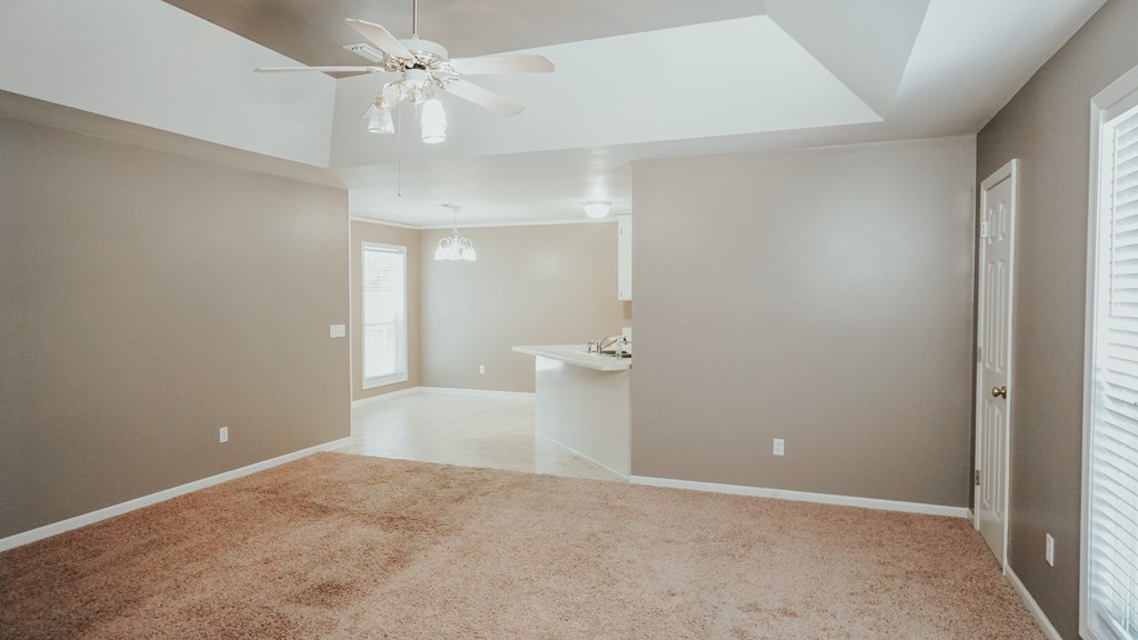 1008 Baywood Road Dothan, AL 36305 - Photo 2 of 14