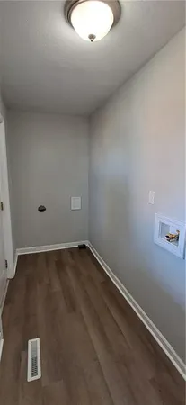 $1,100 | 107 Indiana Avenue, St. Joseph, MO 64504