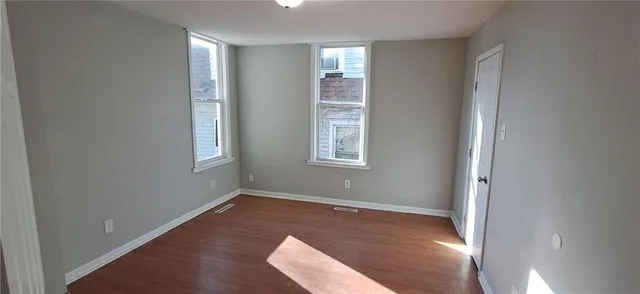 $1,100 | 107 Indiana Avenue, St. Joseph, MO 64504