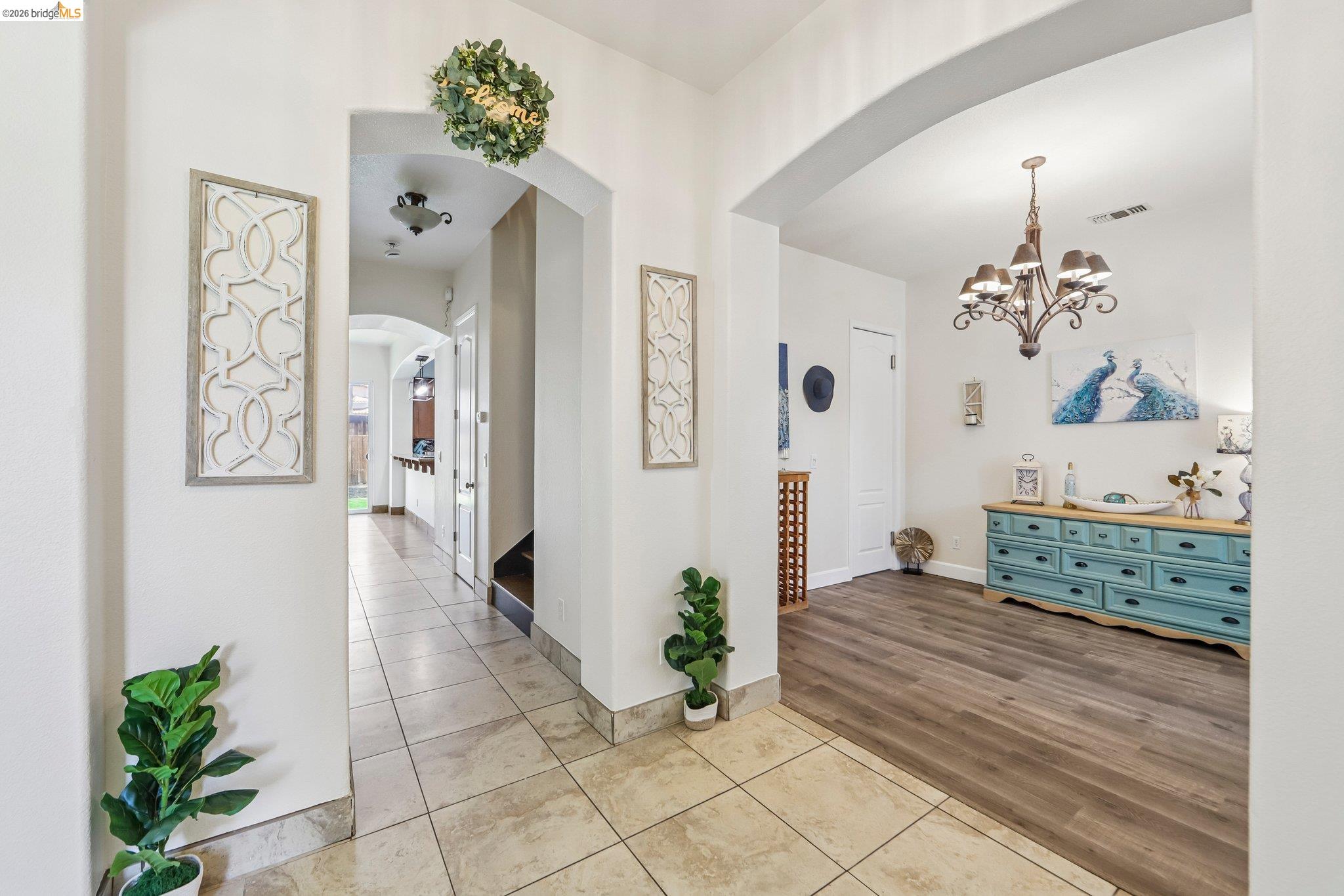 19 Minaret Road Oakley, CA 94561 - Photo 4 of 50