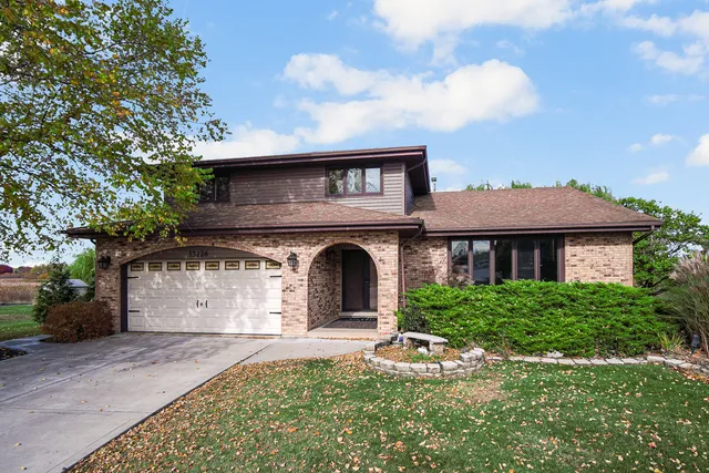 $445,000 | 13226 Farm View Street, Homer Glen, IL 60491