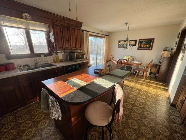 $912,500 | 8 Colburn Road, Brookline, NH 03033