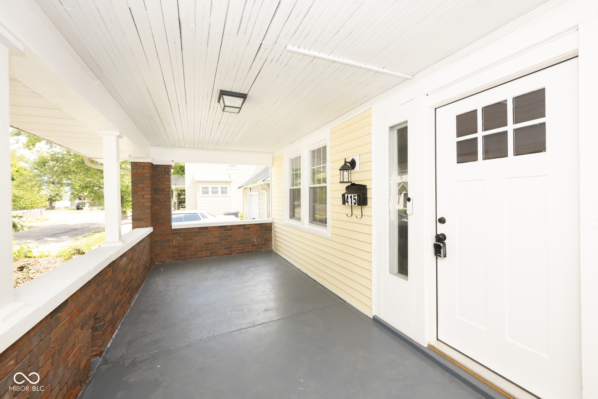 415 Ruskin Place Indianapolis, IN 46205 - Photo 2 of 29 Gallery Image 2