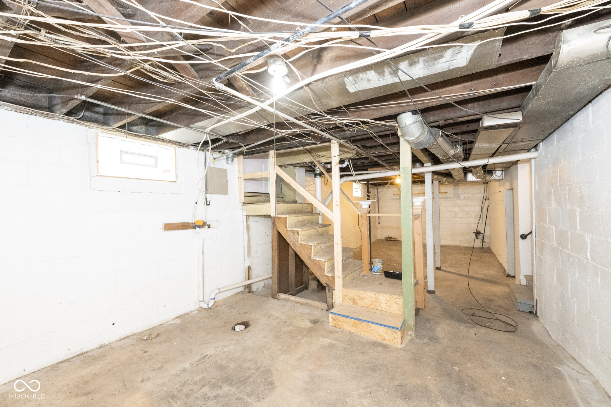 415 Ruskin Place Indianapolis, IN 46205 - Photo 24 of 29 Gallery Image 24