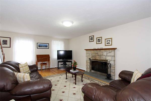 32 Stacey Road Marlborough, MA 01752 - Photo 5 of 30 Gallery Image 5