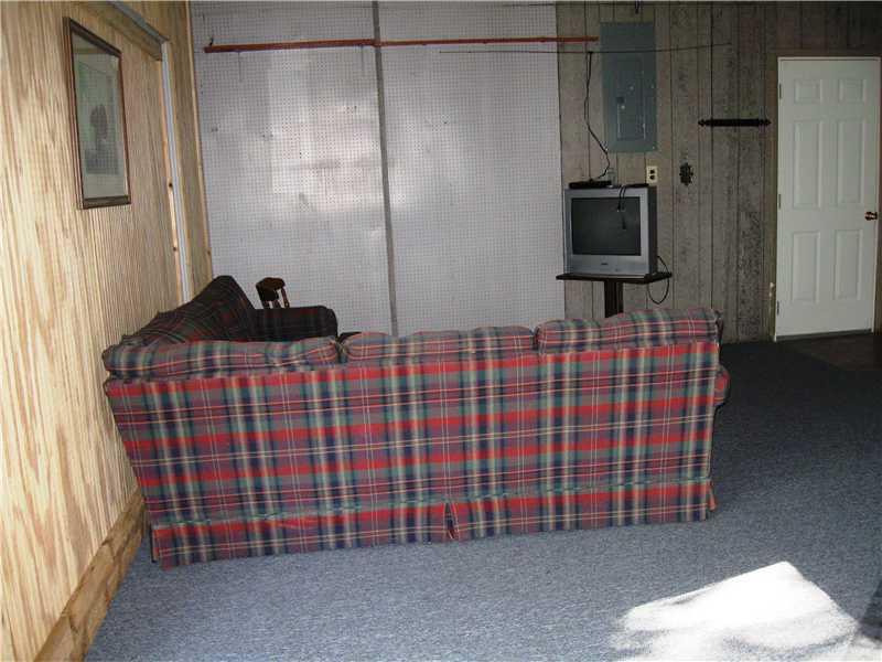 11916 Hoster Road Carmel, IN 46033 - Photo 13 of 24 Gallery Image 13