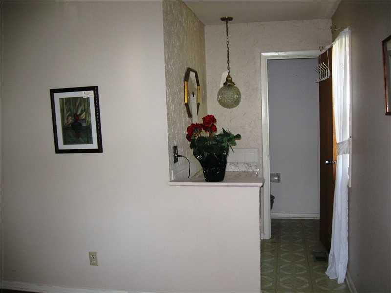 11916 Hoster Road Carmel, IN 46033 - Photo 17 of 24 Gallery Image 17