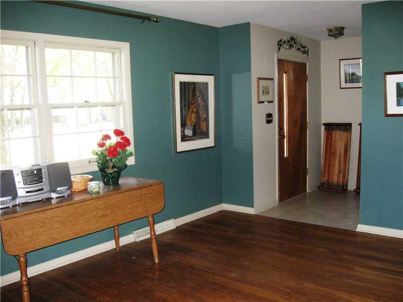 11916 Hoster Road Carmel, IN 46033 - Photo 6 of 24 Gallery Image 6