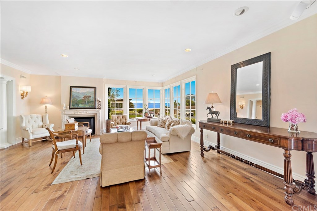 140 Monarch Bay Drive Dana Point, CA 92629 - Photo 5 of 29