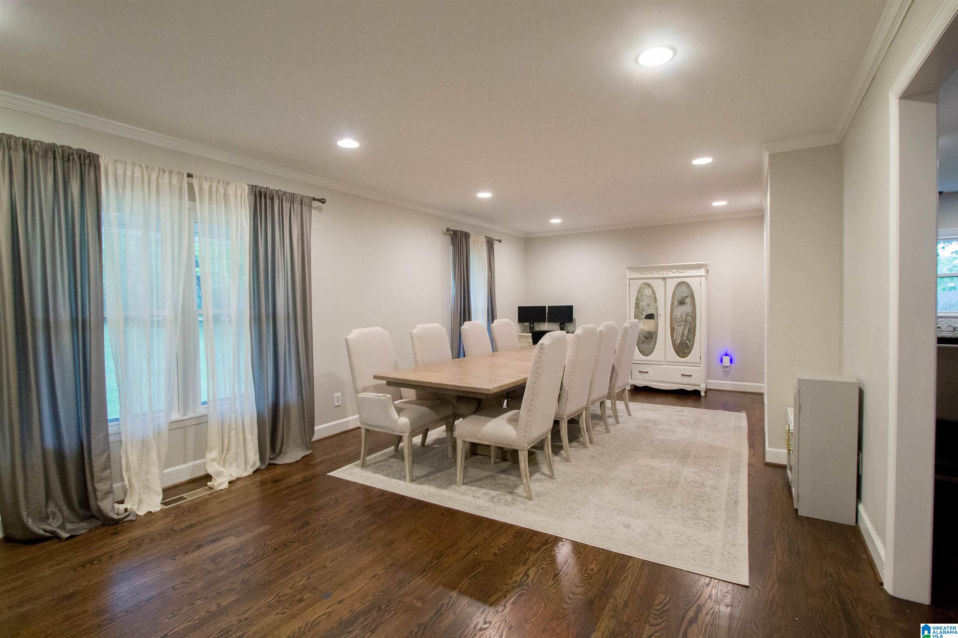 2532 Tyler Road Birmingham, AL 35226 - Photo 3 of 59