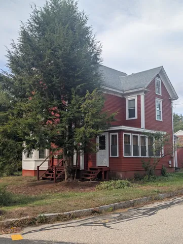$279,900 | 27 Highland Street, Rochester, NH 03868