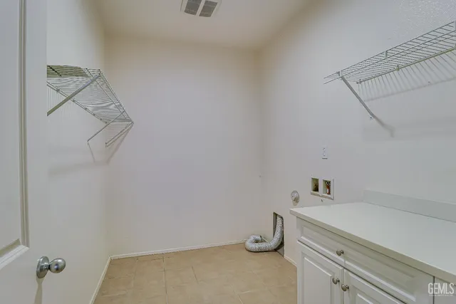 $659,000 | Undisclosed Address, Bakersfield, CA 93313