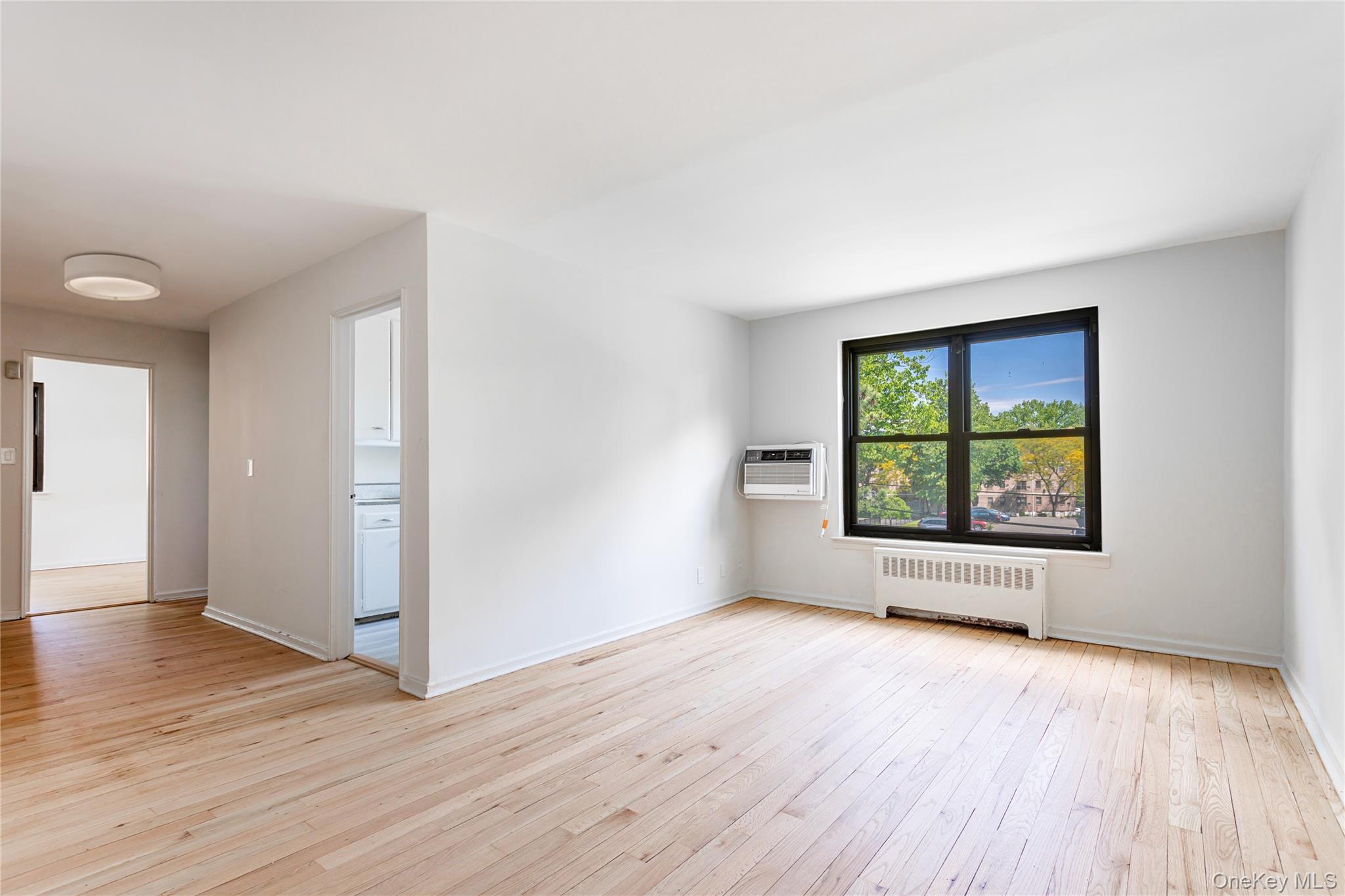 9 Terrace Circle, Unit 2C Great Neck, NY 11021 - Photo 1 of 11