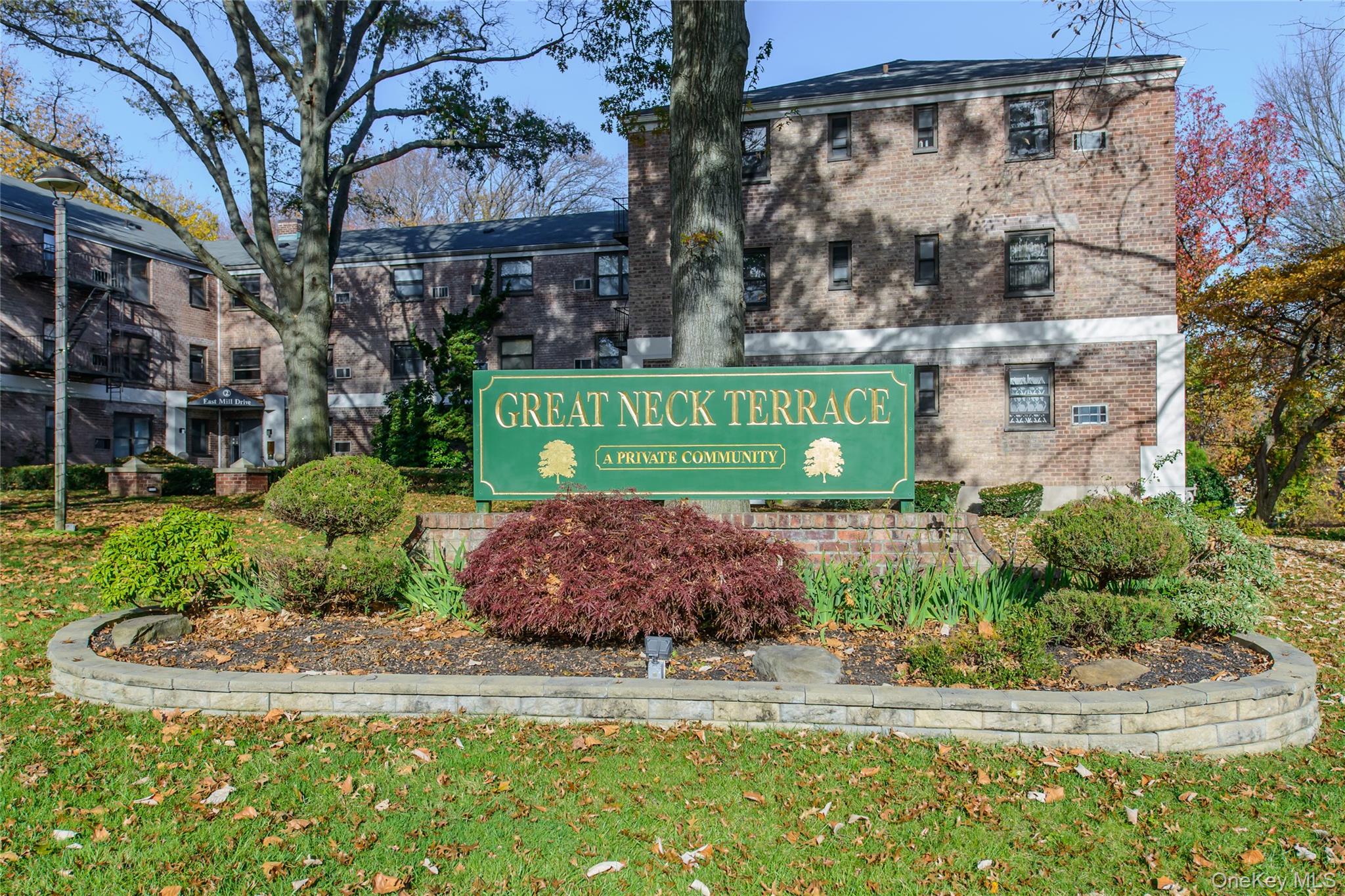 9 Terrace Circle, Unit 2C Great Neck, NY 11021 - Photo 8 of 11