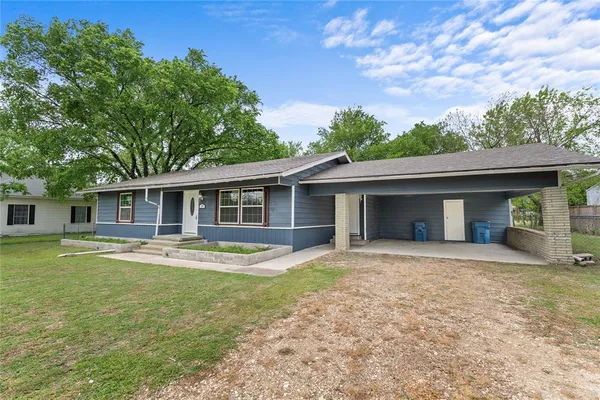 $205,000 | 103 North 6th Street, Dawson, TX 76639