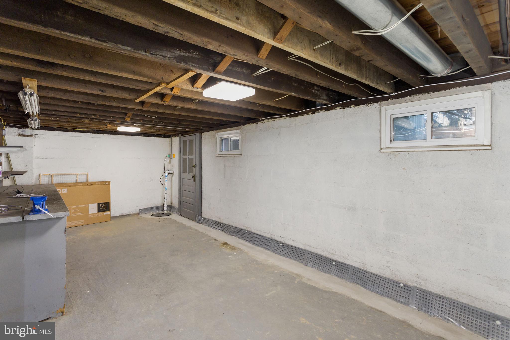 227 Princeton Avenue Hamilton, NJ 08619 - Photo 29 of 41 a view of an empty room