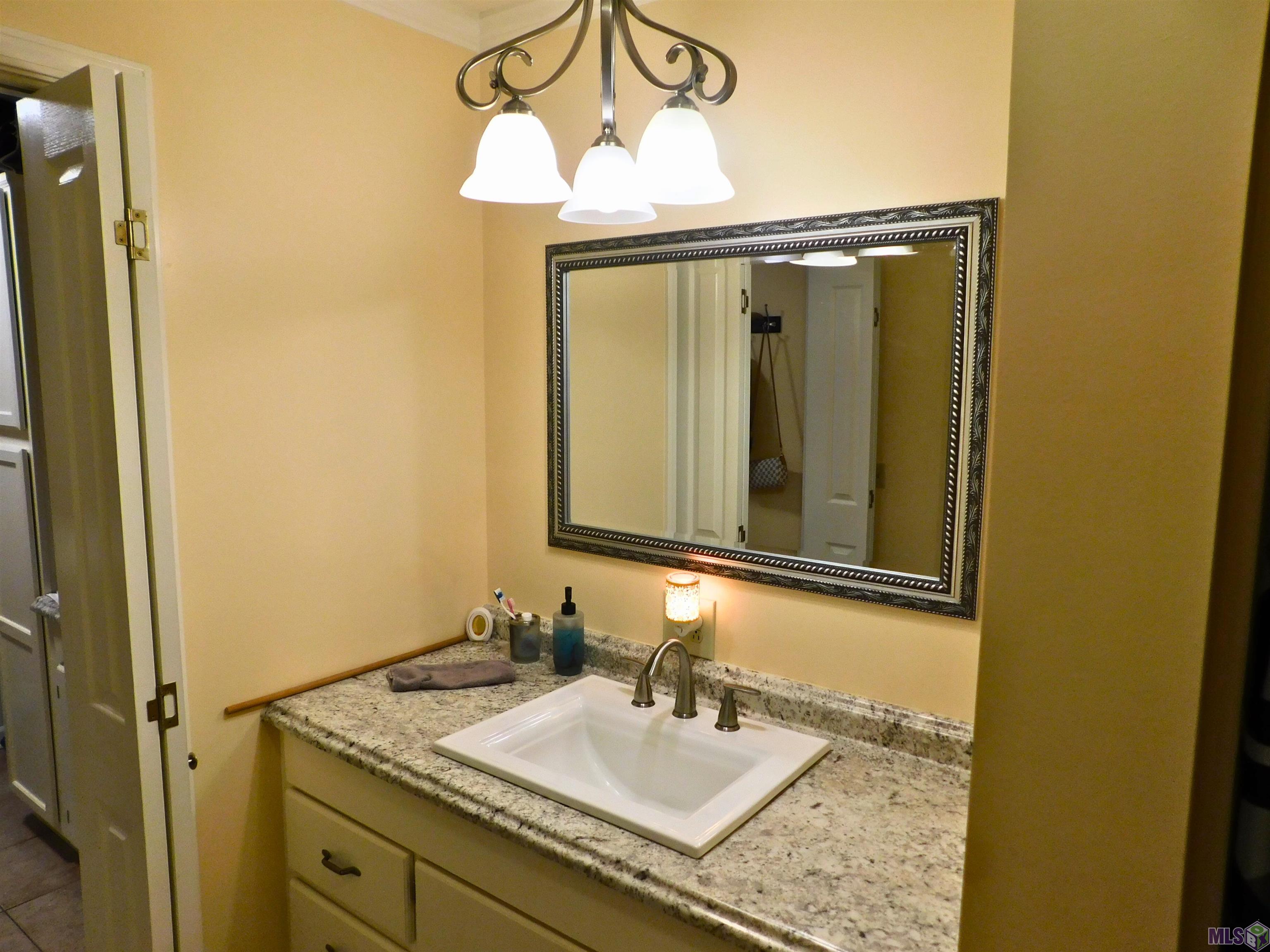 145 East 69th Place Cut Off, LA 70345 - Photo 9 of 13