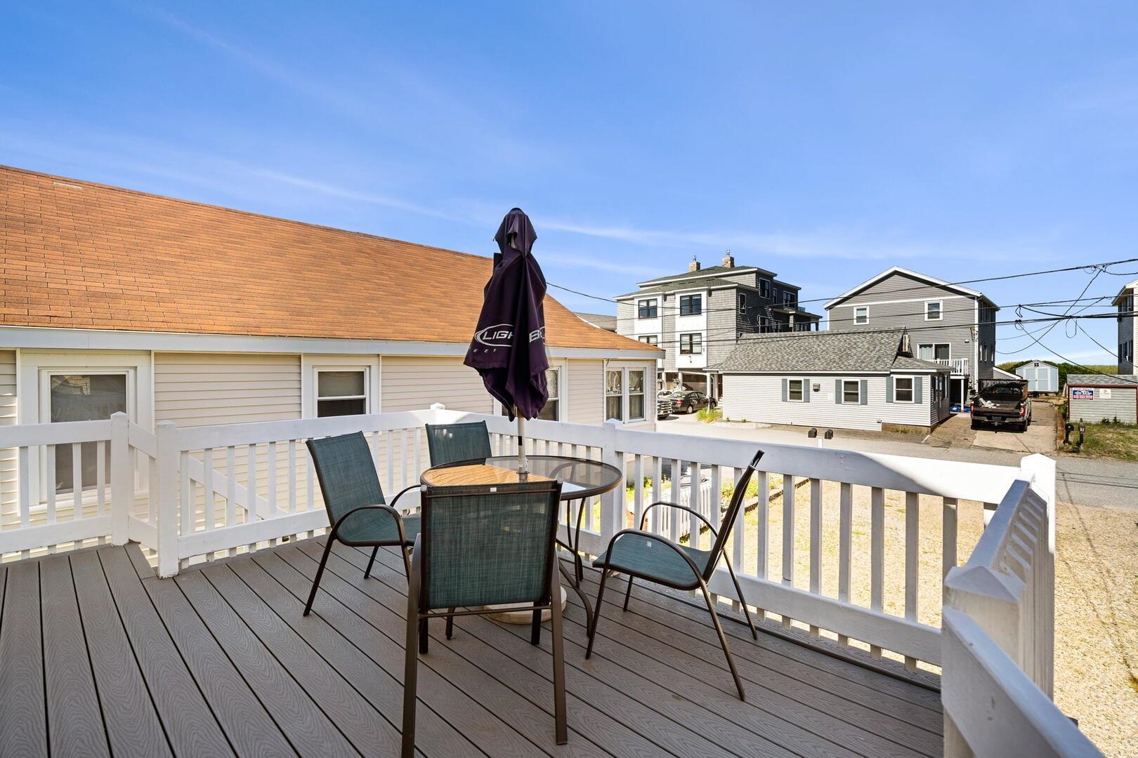 8 Commonwealth Avenue, Unit 2 UP Salisbury, MA 01952 - Photo 2 of 11