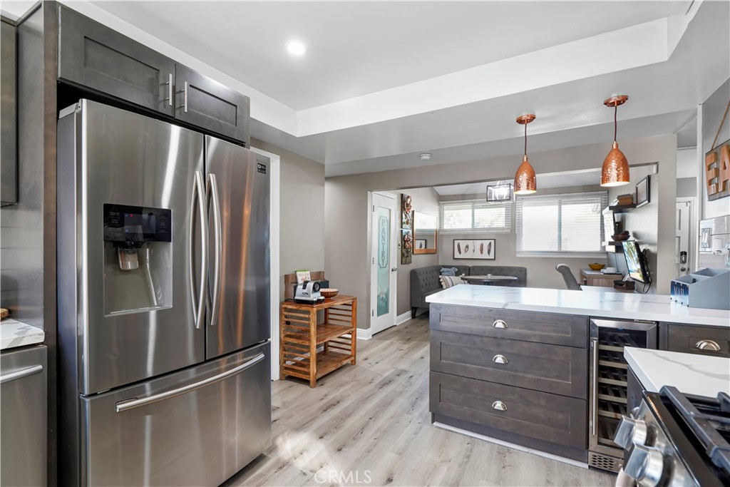 20448 Eccles Street Winnetka, CA 91306 - Photo 14 of 54