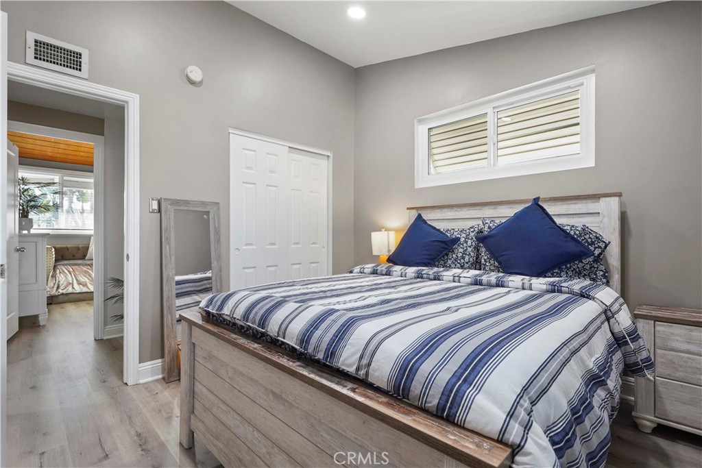 20448 Eccles Street Winnetka, CA 91306 - Photo 18 of 54