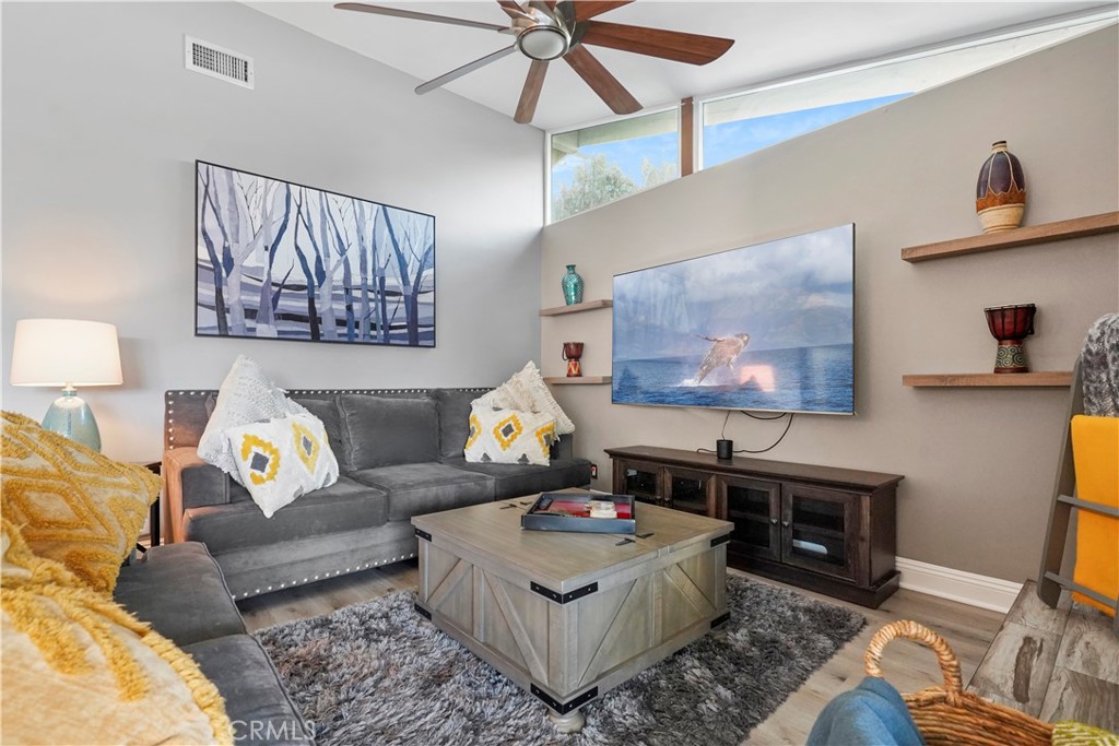 20448 Eccles Street Winnetka, CA 91306 - Photo 25 of 54