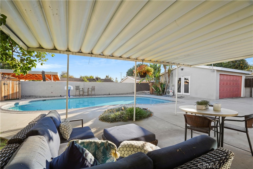 20448 Eccles Street Winnetka, CA 91306 - Photo 31 of 54