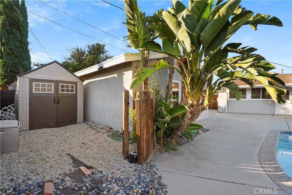 20448 Eccles Street Winnetka, CA 91306 - Photo 35 of 54