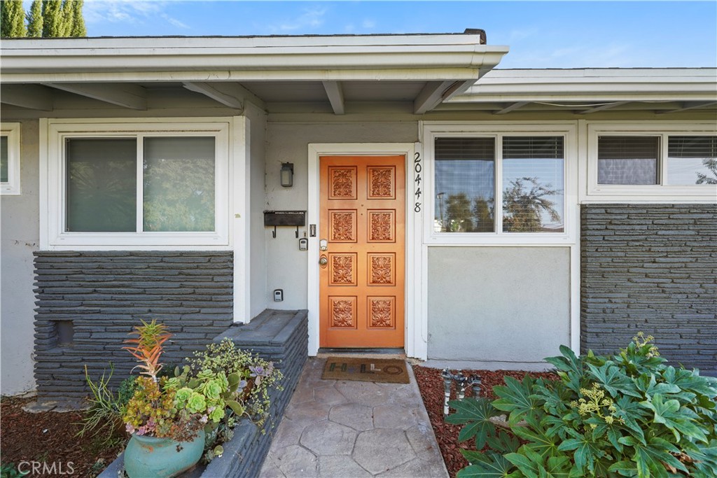 20448 Eccles Street Winnetka, CA 91306 - Photo 4 of 54