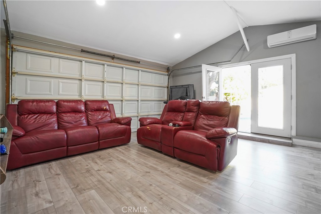 20448 Eccles Street Winnetka, CA 91306 - Photo 43 of 54