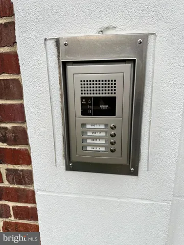 $1,900 | 256 North Thomas Street, Unit 2561, Arlington, VA 22203