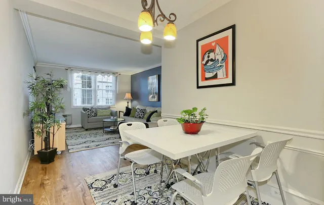 $1,900 | 256 North Thomas Street, Unit 2561, Arlington, VA 22203