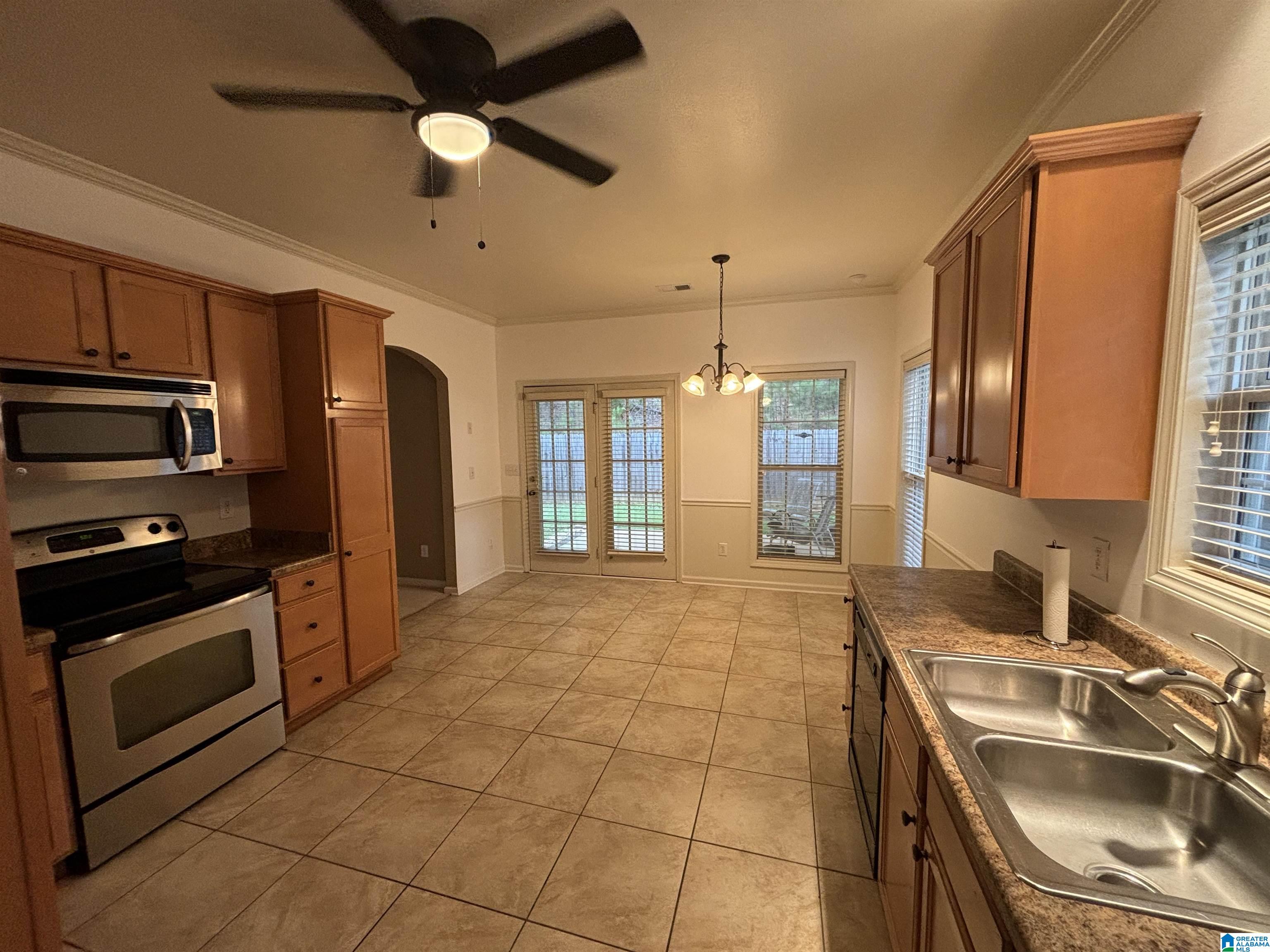 183 Cove Lane Pelham, AL 35124 - Photo 6 of 22
