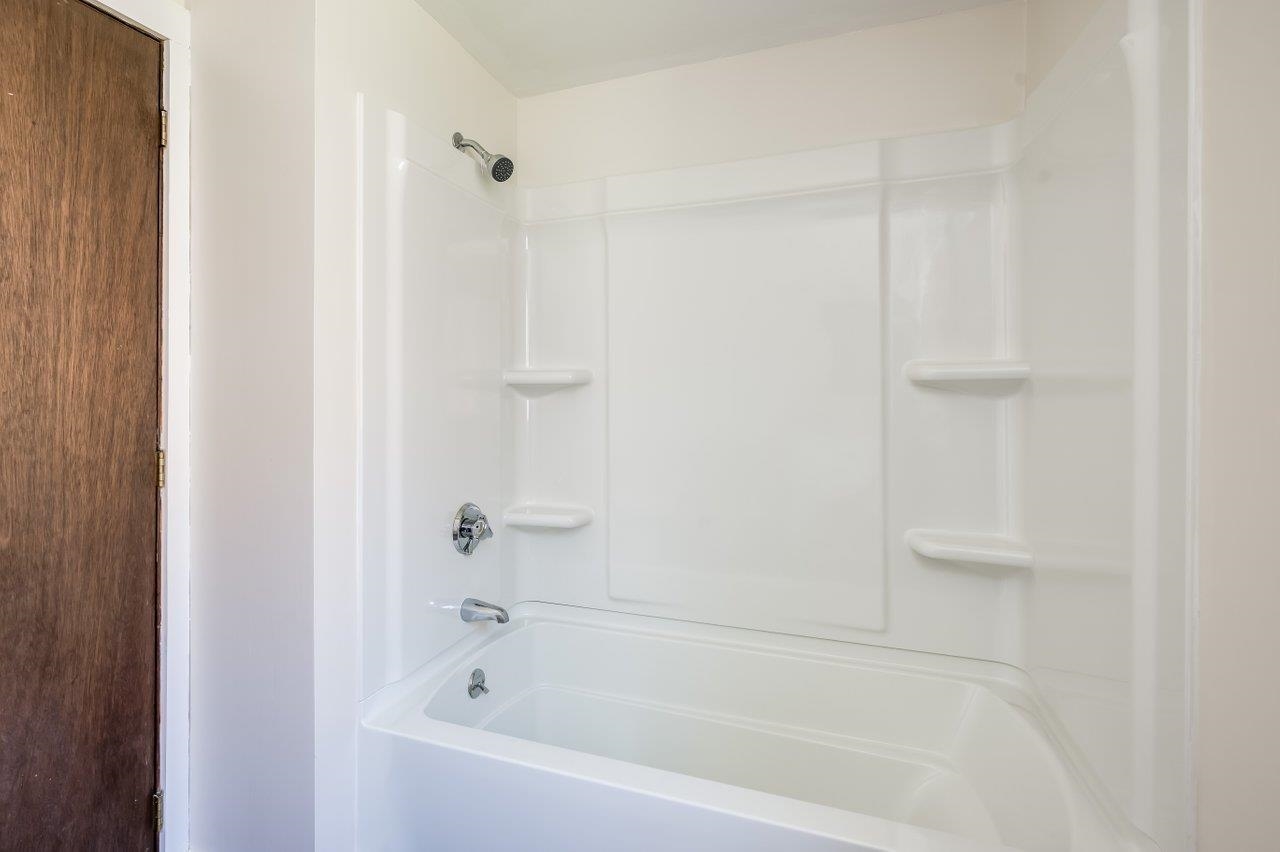 56 Priest Road Nottingham, NH 03290 - Photo 17 of 32 Gallery Image 17